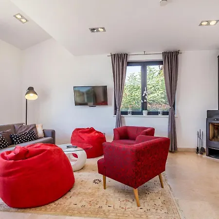 Wonderful Villa In Labinci - Kastelir With Swimming Pool Willa