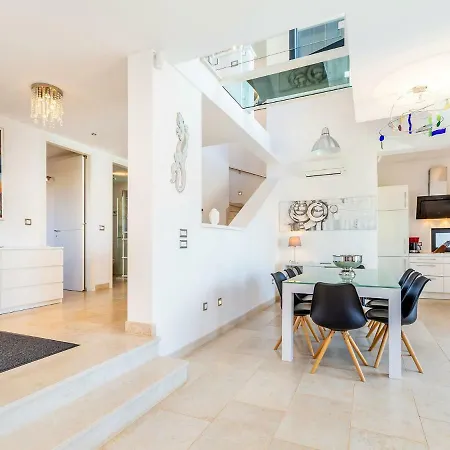 Wonderful Villa In Labinci - Kastelir With Swimming Pool Vila Kaštelir